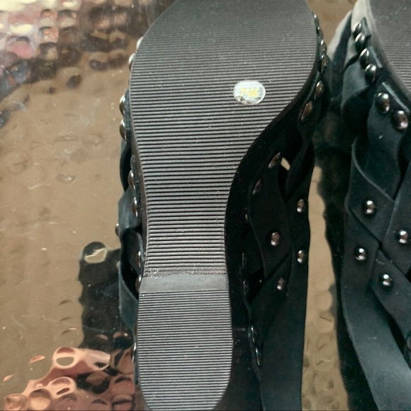 ITALIAN GIANNI BINI SIZE 7 1/2 MEDIUM WOMENS’ SANDALS IN BLACK - Picture 8 of 9